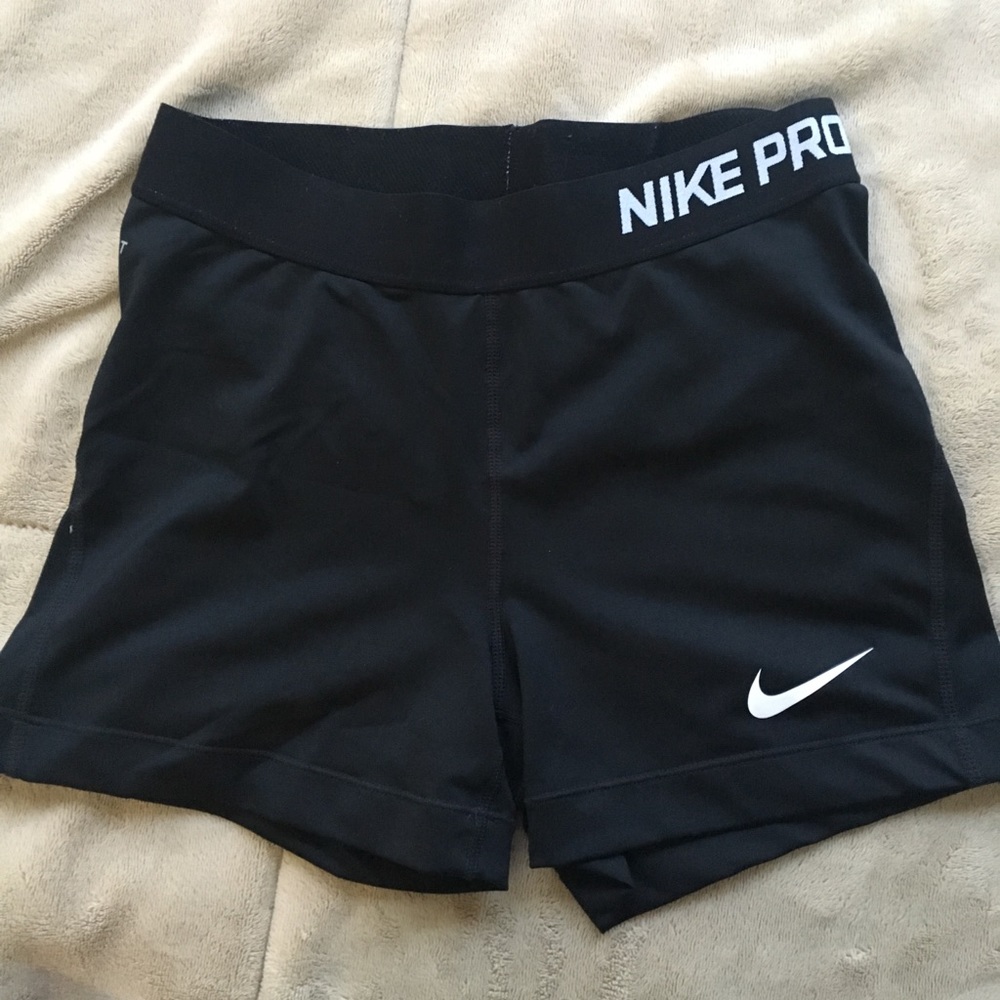 🚫SOLD 🚫Nike dri-fit work out shorts